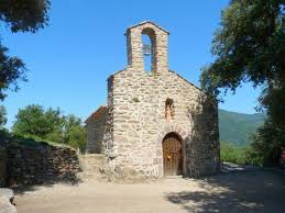 La randonnée de la Chapelle Santa Engracia se fait au départ de la place de la sardane à Amélie les Bains et dure environ 3h30 heures aller et retour. La distance à parcourir est de 8 km.