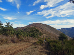 La randonnée du Pilon du Belmatx se fait au départ de la place Arago à Amélie les Bains et dure environ 7h heures aller et retour. La distance à parcourir est de 20 km.